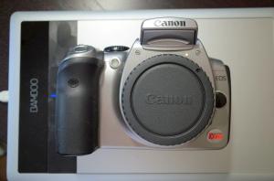 Máy ảnh Canon EOS Digital Rebel 300D