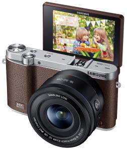 Samsung NX3000 Wireless Smart 20.3MP Compact System Camera with 16-50mm OIS Power Zoom Lens and Flash (Brown)