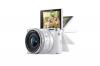 Samsung NX3000 Wireless Smart 20.3MP Compact System Camera with 16-50mm OIS Power Zoom Lens and Flash (White)