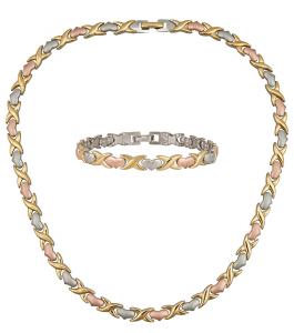 Vòng cổ Necklace & Bracelet Jewelry Set For Women Hugs & Kisses Tri Tone Necklace: 17.5