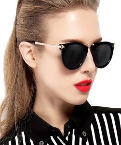 ATTCL Vintage Fashion Round Arrow Style Wayfarer Polarized Sunglasses for Women